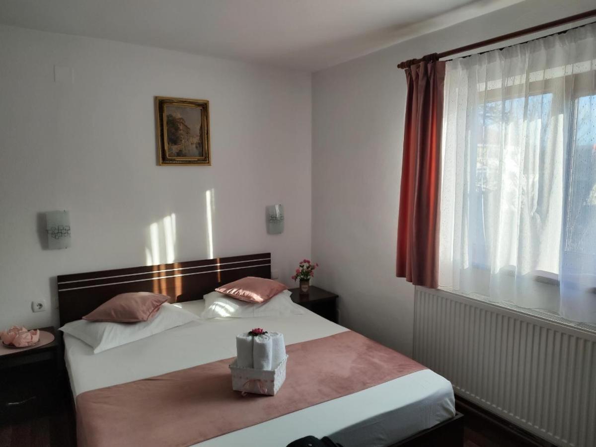 فندق Casa Fabrizio Călimăneşti المظهر الخارجي الصورة