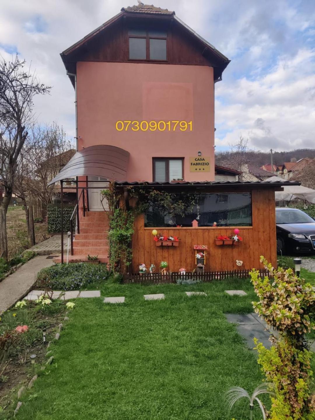 فندق Casa Fabrizio Călimăneşti المظهر الخارجي الصورة
